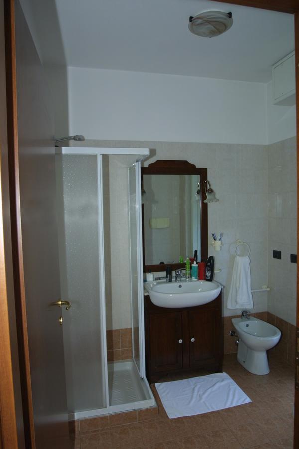 Borromeo Residenze Service S.A.S Peschiera Borromeo Luaran gambar